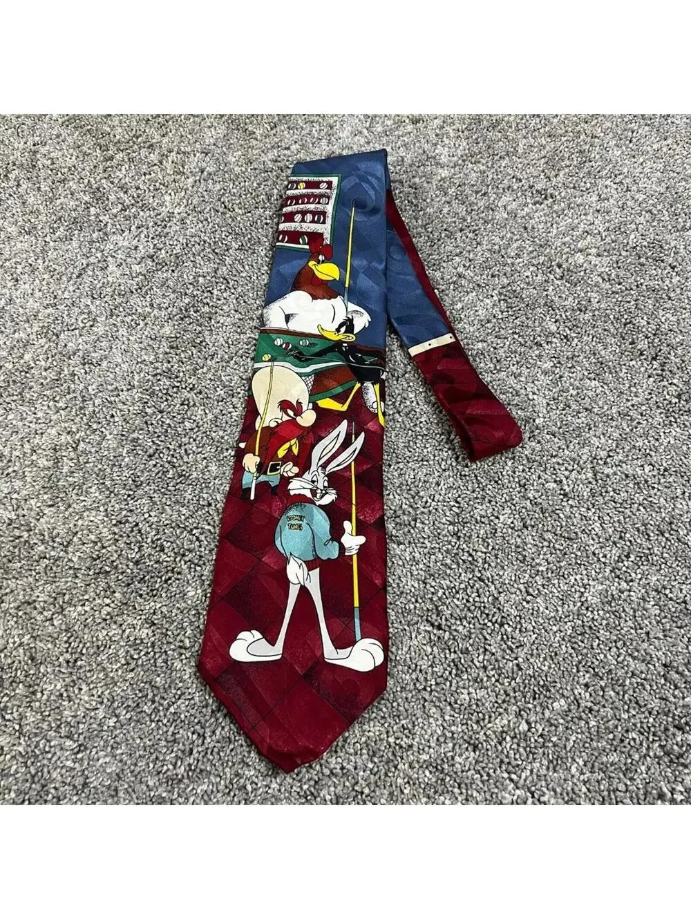 Looney Tunes Bugs Bunny Yosemite Sam Tie NWT